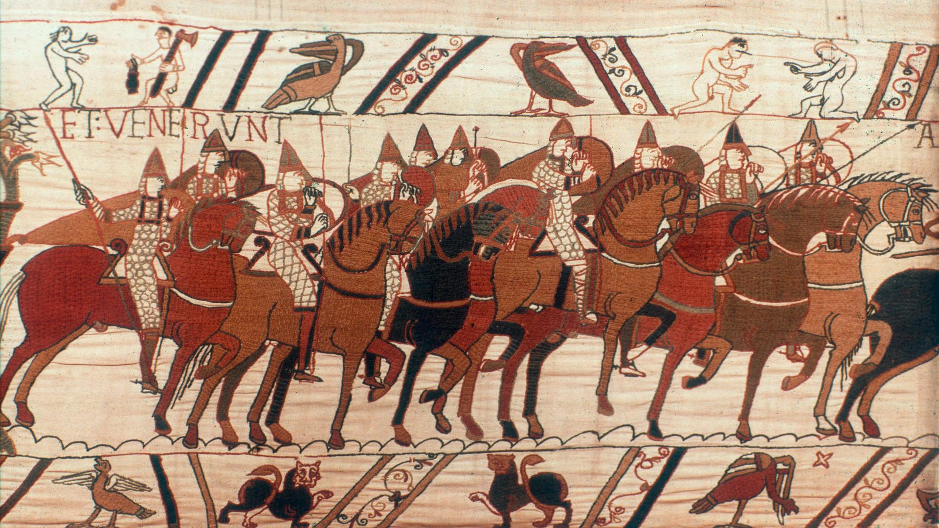 Ausschnitt aus dem Wandteppich von Bayeux: Die Normannen rücken in Schlachtordnung vor Ausschnitt aus dem Wandteppich von Bayeux: Die Normannen rücken in Schlachtordnung vor