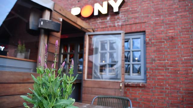 Die Terrasse von dem Pony-Club in Kampen auf Sylt.