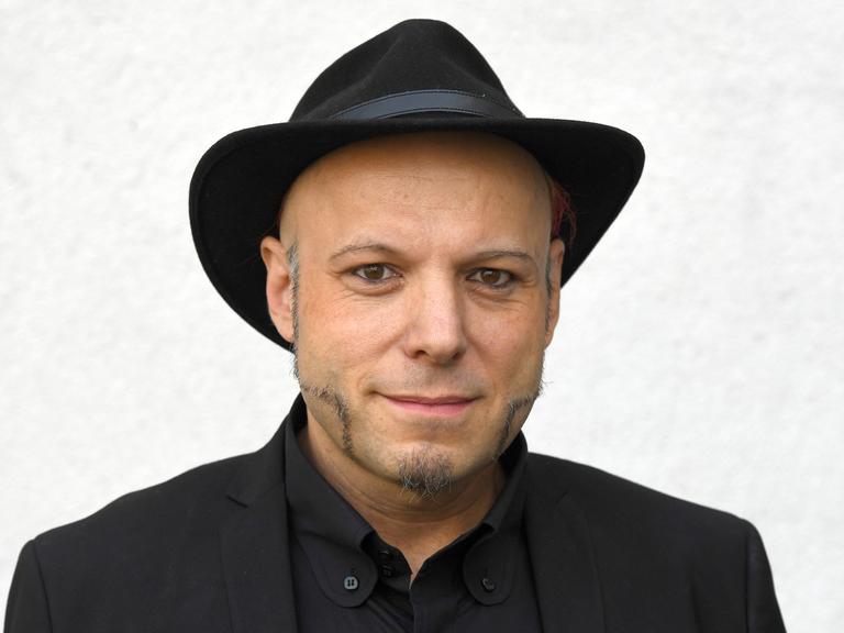 Der ehemalige Piraten-Landeschef von Berlin, Bruno Kramm, aufgenommen am 23.09.2016 in Potsdam (Brandenburg) Der ehemalige Piraten-Landeschef von Berlin, Bruno Kramm, aufgenommen am 23.09.2016 in Potsdam (Brandenburg)