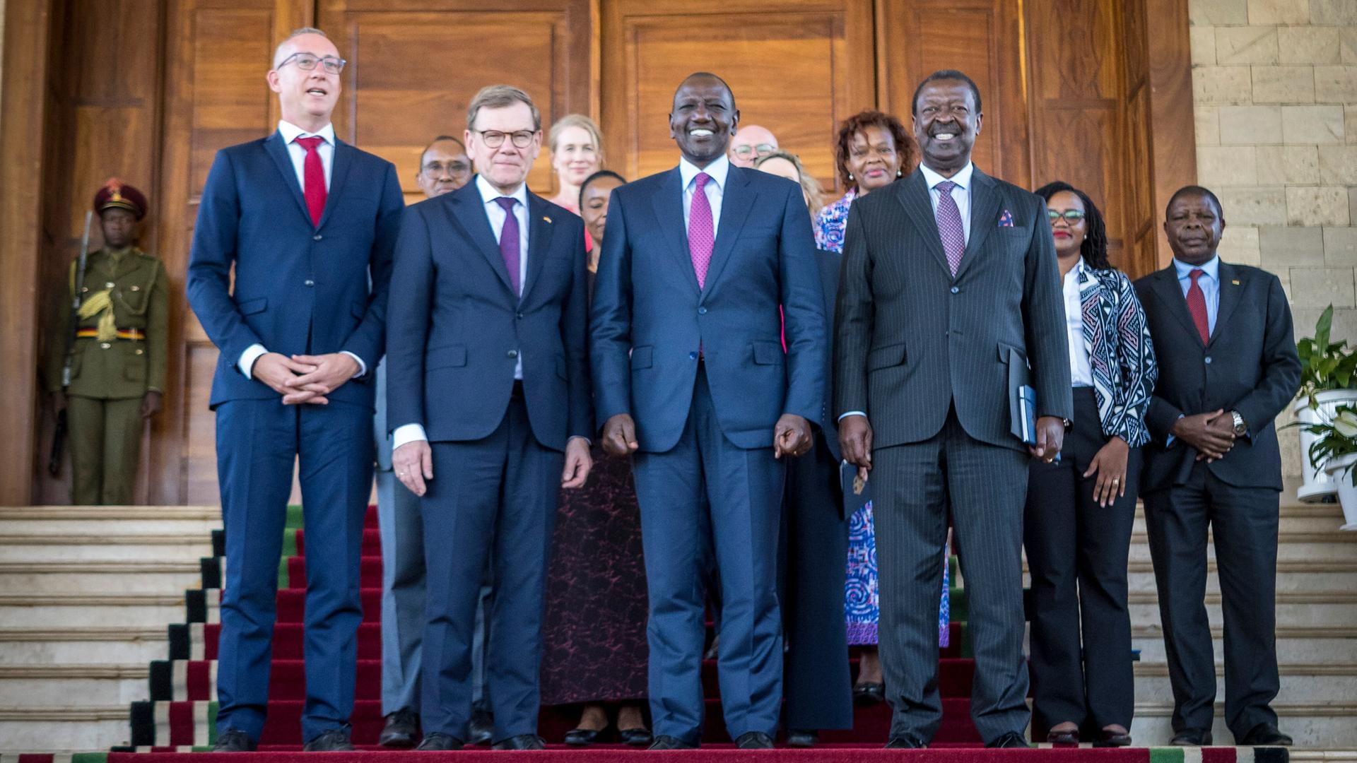 Johann Wadephul mit dem Staatspräsidenten der Republik Kenia, William Samoei Arap Ruto.
