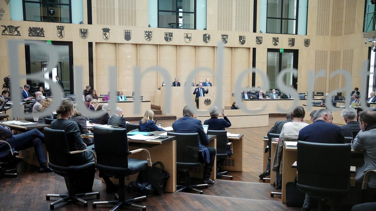 Bundesrat - Beratungen über Heizungsgesetz Und Bundeshaushalt