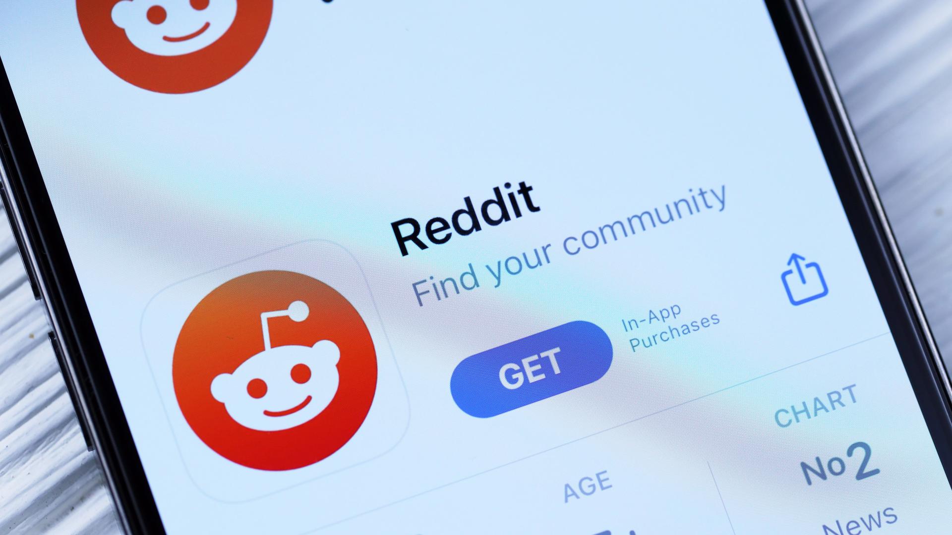 Reddit-Logo auf einem Handybildschirm.