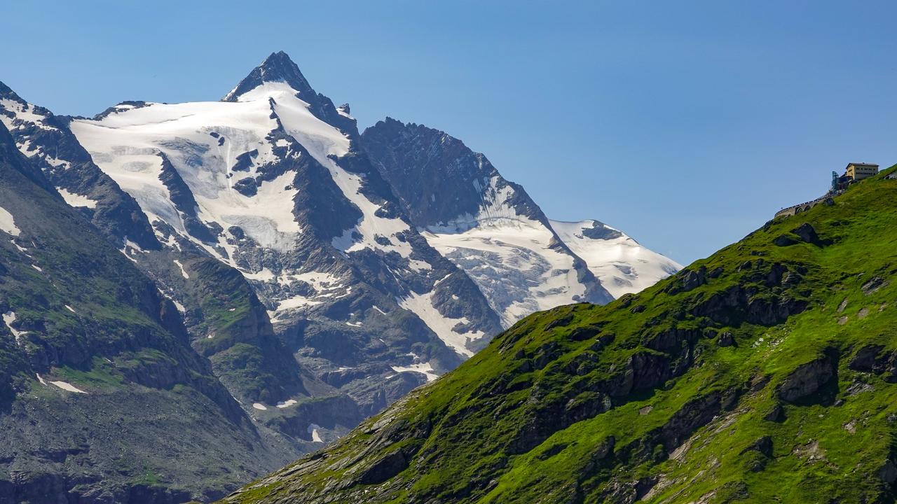 Der Großglockner ist der höchste Berg der Alpenregion Österreichs. 