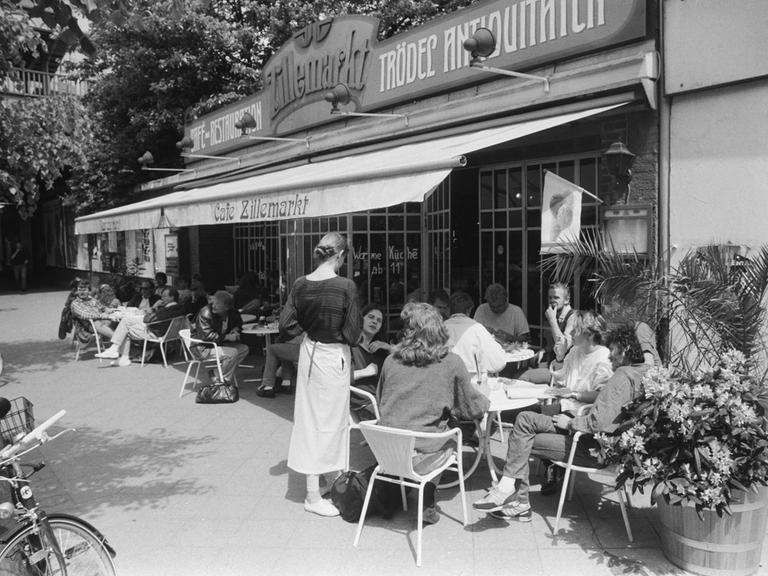 West-Berlin, 08.06.1987, Zillemarkt in der Charlottenburger Bleibtreustraße Foto.