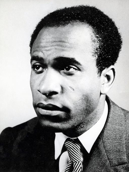 Porträt vom Psychoanalytiker und Psychiater Frantz Fanon (1925-1961).