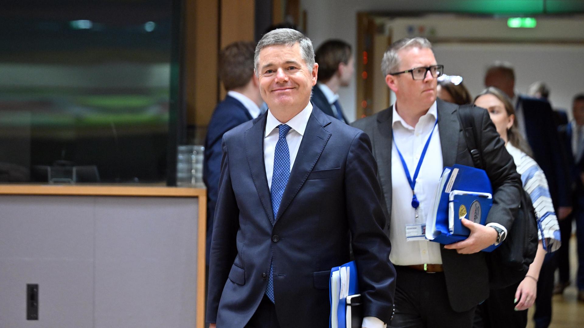 Eurogruppenchef Paschal Donohoe kommt zu einem Treffen in Brüssel. 