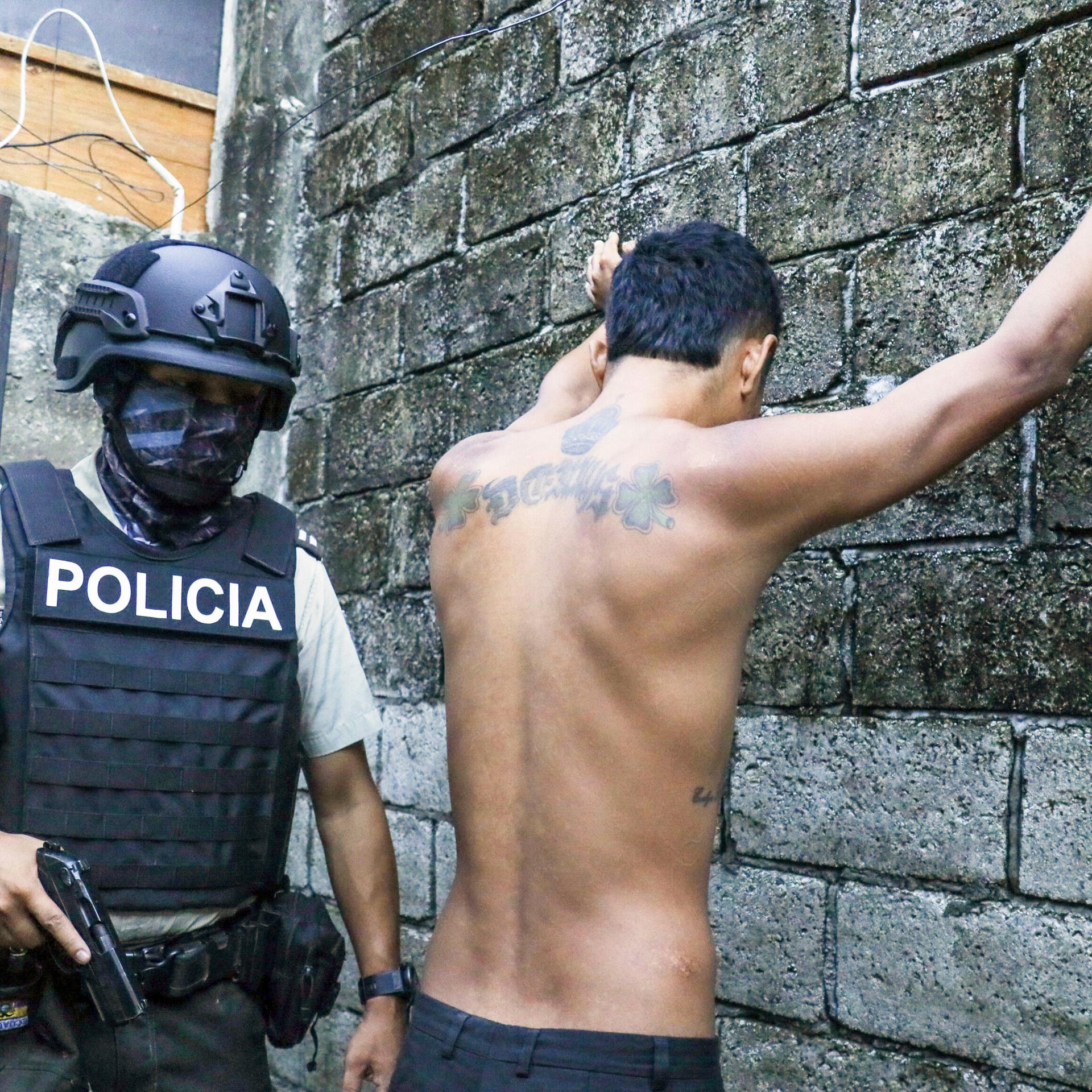 Bekämpfung des Drogenhandels - Regierung von Ecuador schickt 10.000 Soldaten in Küstenprovinzen