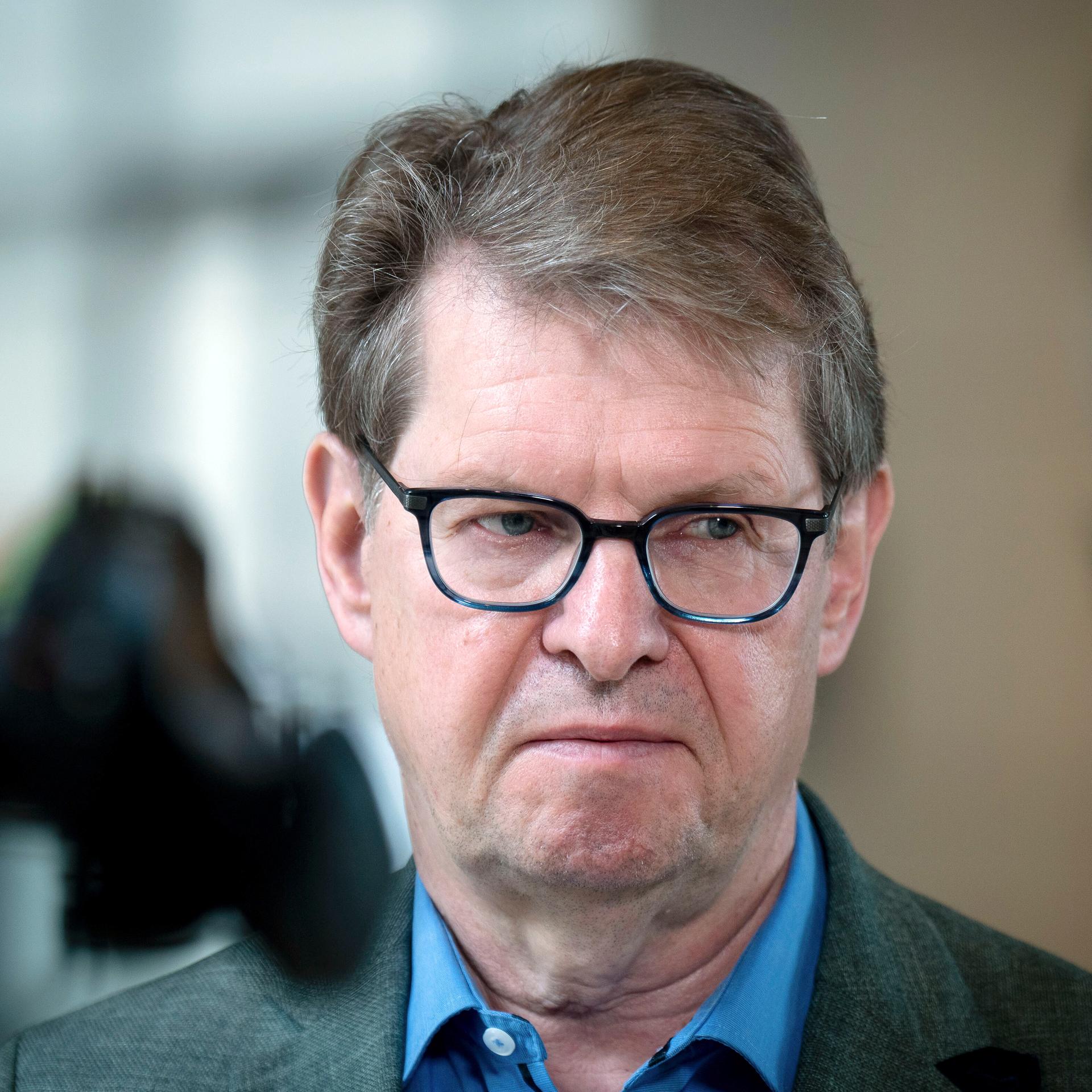 Krieg in der Ukraine - Stegner: Gibt keine Alternative zu diplomatischen Gesprächen Krieg in der Ukraine - Stegner: Gibt keine Alternative zu diplomatischen Gesprächen