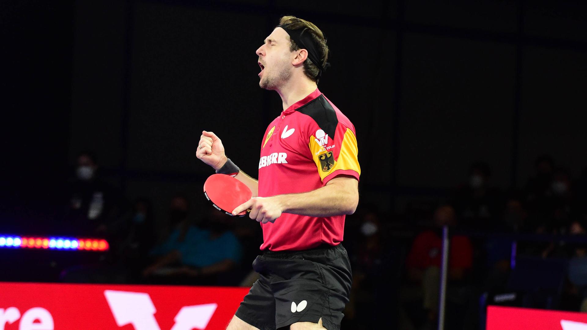 Timo Boll jubelt über seinen Viertelfinal-Sieg gegen Kanak Jha bei der WM in Houston.