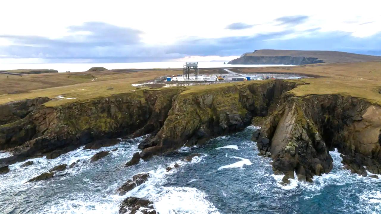 Der wohl am schönsten gelegene (künftige) Weltraumbahnhof: Saxavord auf den Shetland-Inseln. 