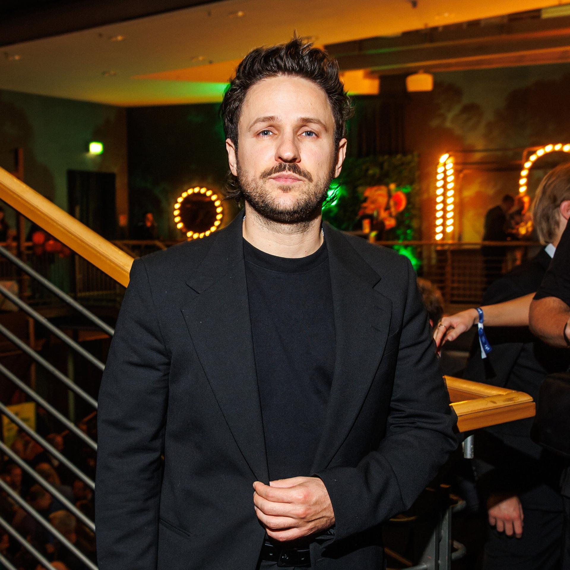 Schauspielerei - Dimitrij Schaad: "Ich bin textsüchtig"