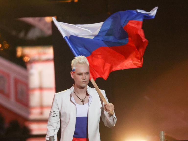 Der russische Popsänger und Putin-Anhänger Jaroslaw Dronow alias Shaman bei einem Konzert im August 2024 auf dem Roten Platz in Moskau.