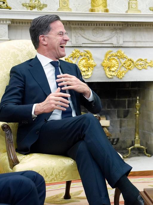 US-Präsident Donald Trump während seines Treffens mit NATO-Generalsekretär Mark Rutte im Weißen Haus Mitte März. 
