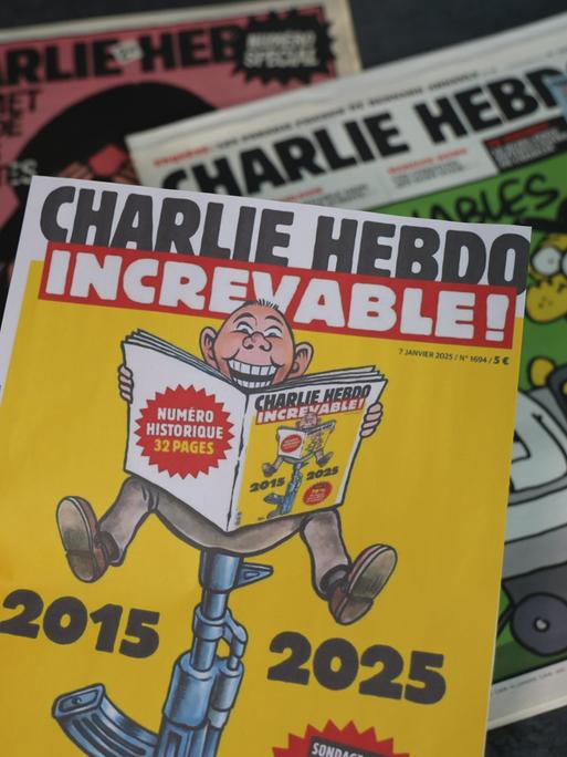 Die Sonderausgabe der französischen Satirezeitschrift "Charlie Hebdo" mit der Schlagzeile "Charlie Hebdo - nicht kleinzukriegen".