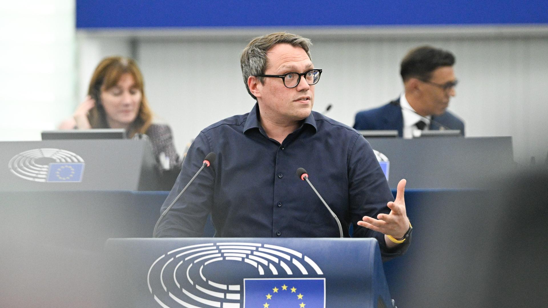 Der SPD-Europa-Abgeordnete Tiemo Wölken im Plenarsaal in Straßburg