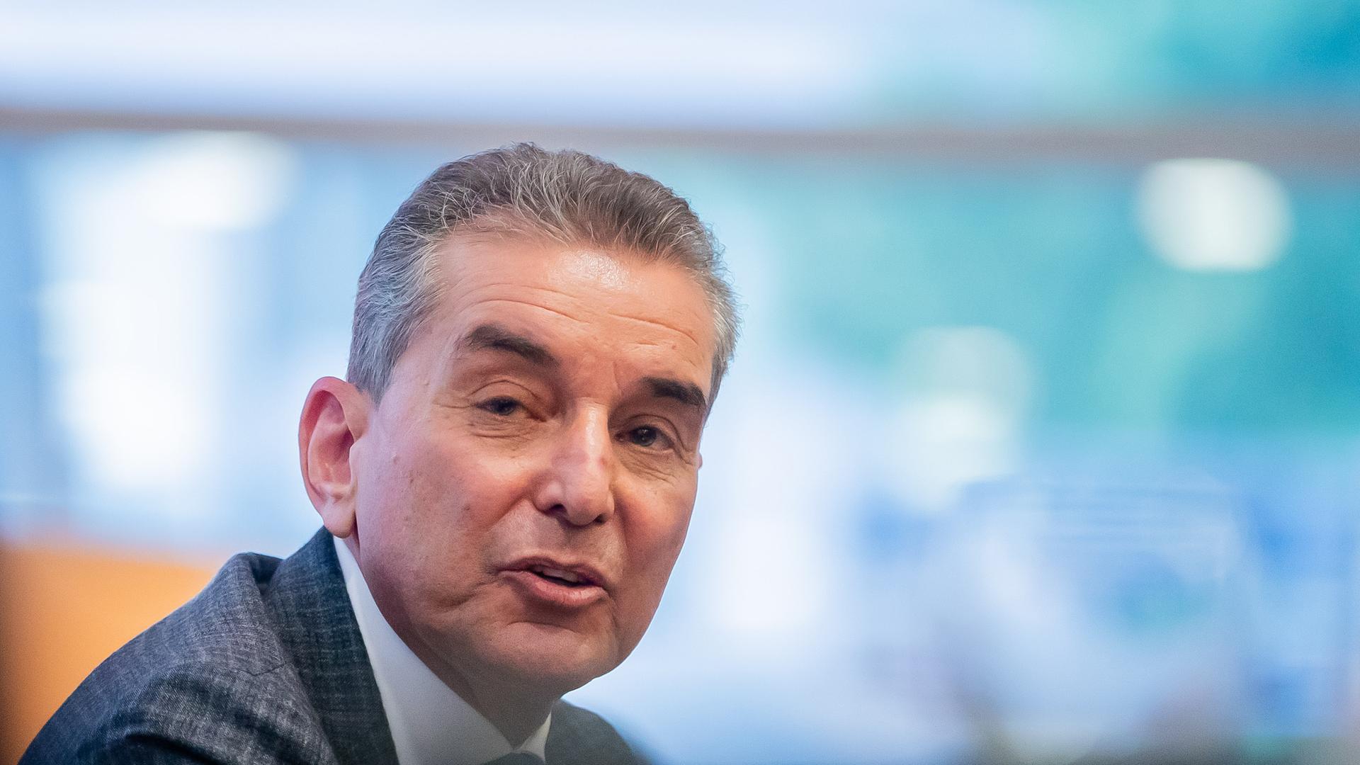 Der Philosoph und Publizist Michel Friedman bei einer Diskussionsveranstaltung 2021.