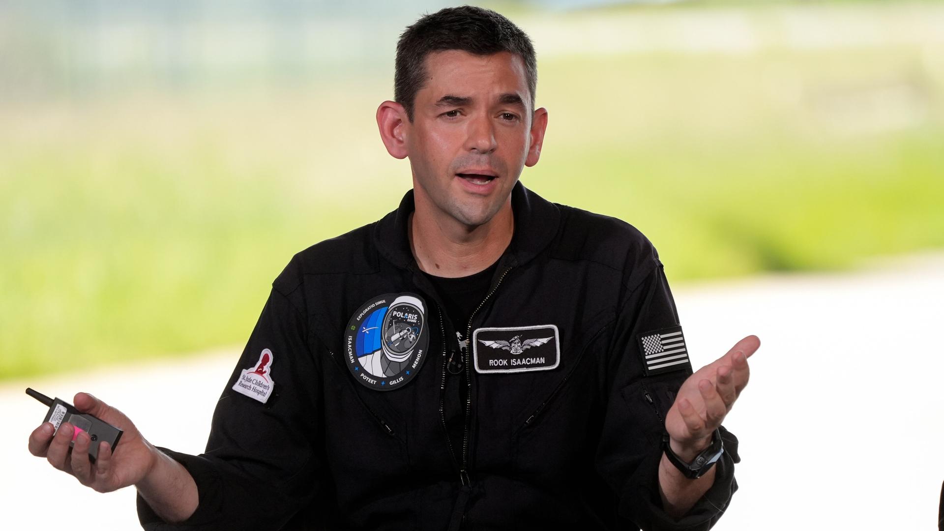 Jared Isaacman spricht bei einer Pressekonferenz am Kennedy Space Center in Cape Canaveral im US-Bundesstaat Florida. Jared Isaacman spricht bei einer Pressekonferenz am Kennedy Space Center in Cape Canaveral im US-Bundesstaat Florida.