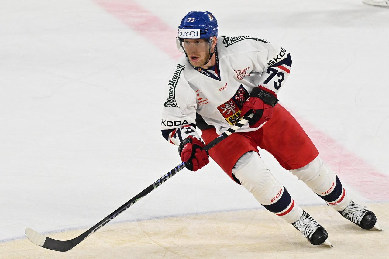 Der tschechische Eishockey-Nationalspieler Ondrej Kase im Freundschaftsspiel gegen die Slowakei in Trencin 