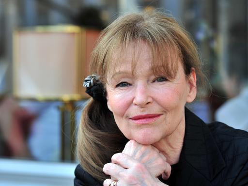 Porträt der Schauspielerin Angelica Domröse 