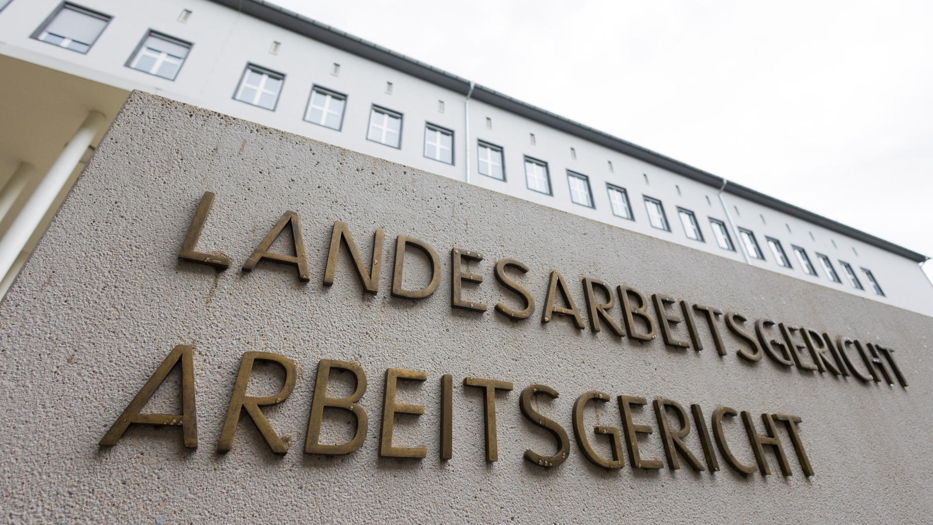 Blick auf das Landesarbeitsgericht und Arbeitsgericht in Köln. 