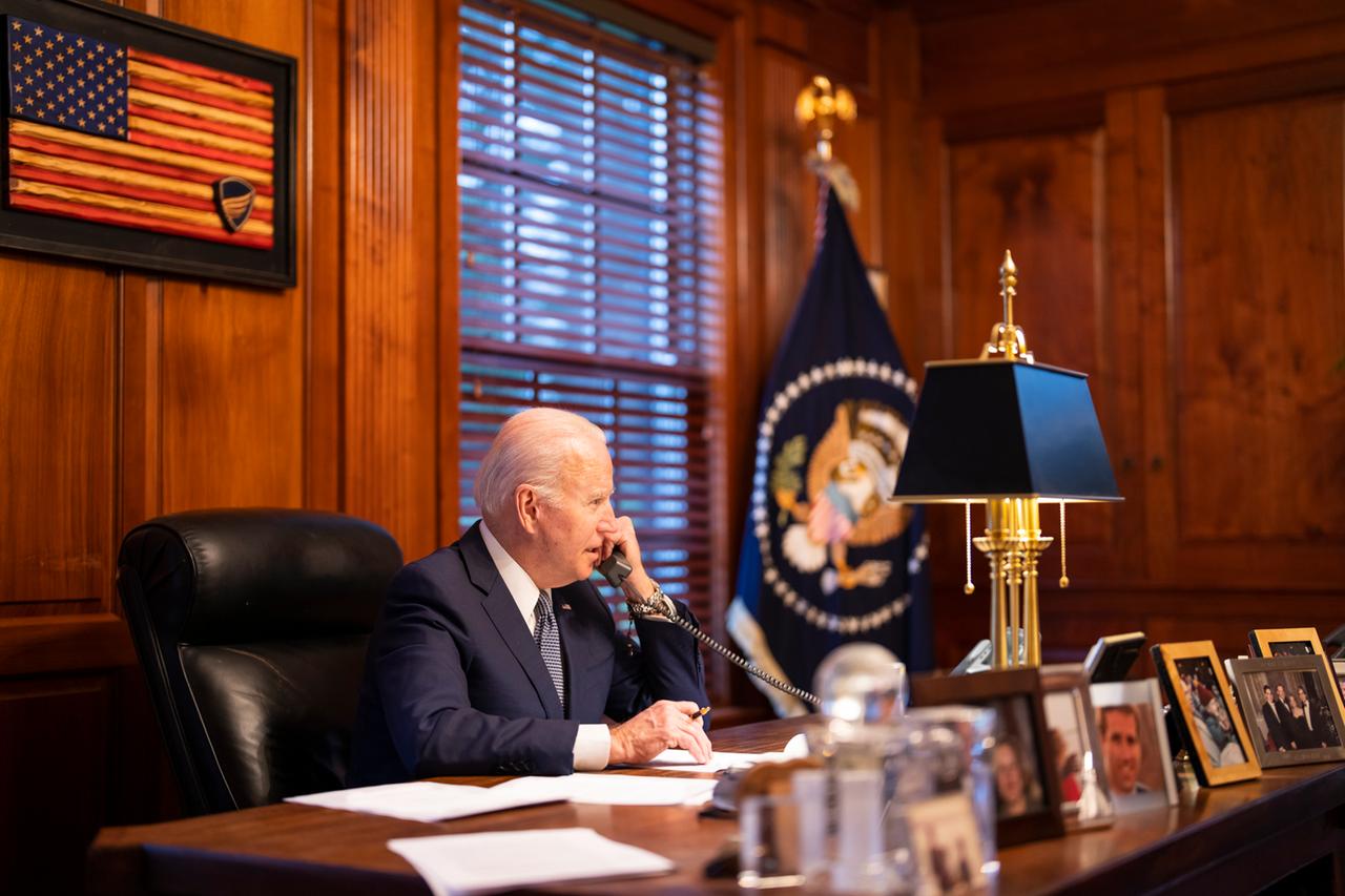 US-Präsident Joe Biden telefoniert am 30. Dezember 2021 mit Wladimir Putin