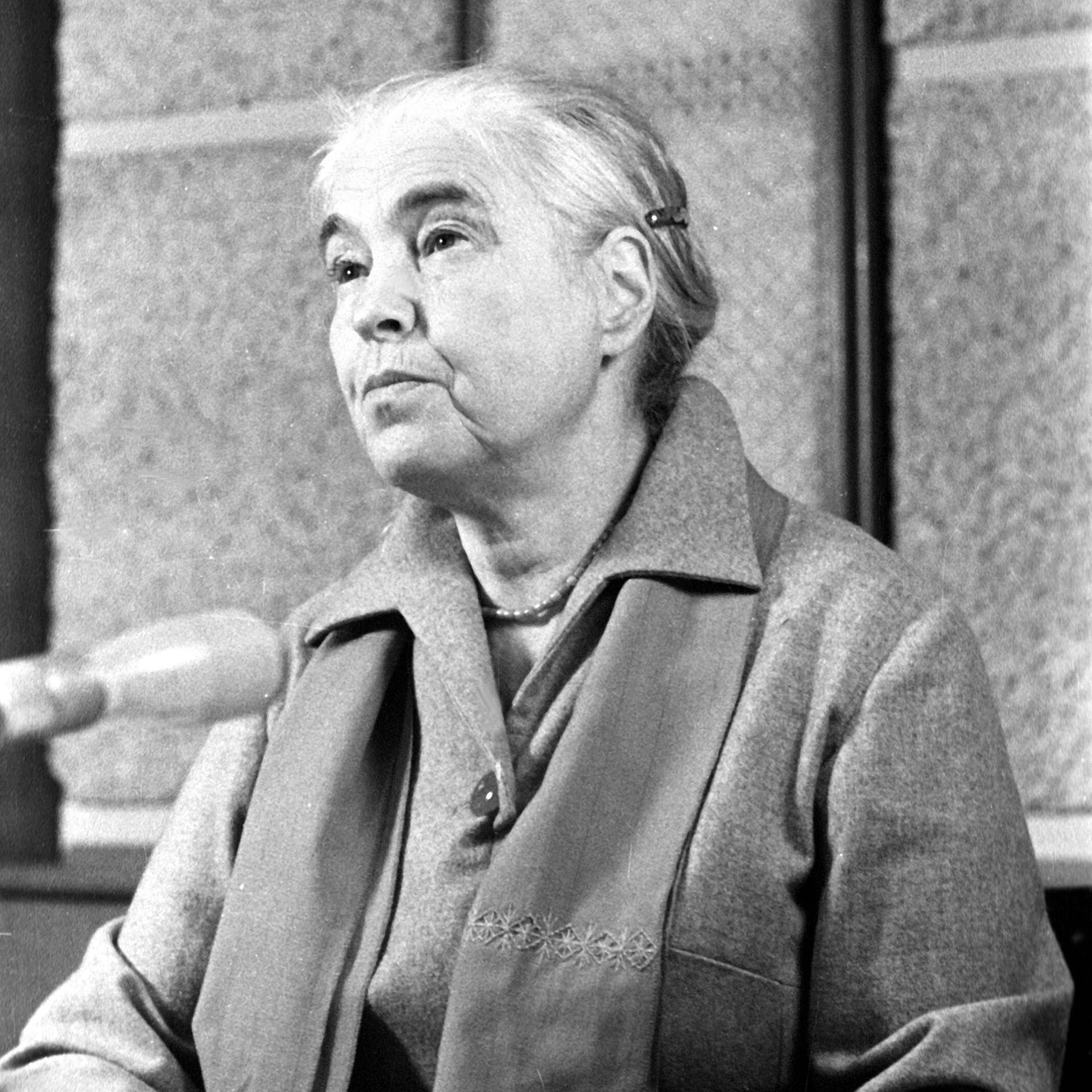 Anna Seghers während einer Lesung in der DDR 1962.