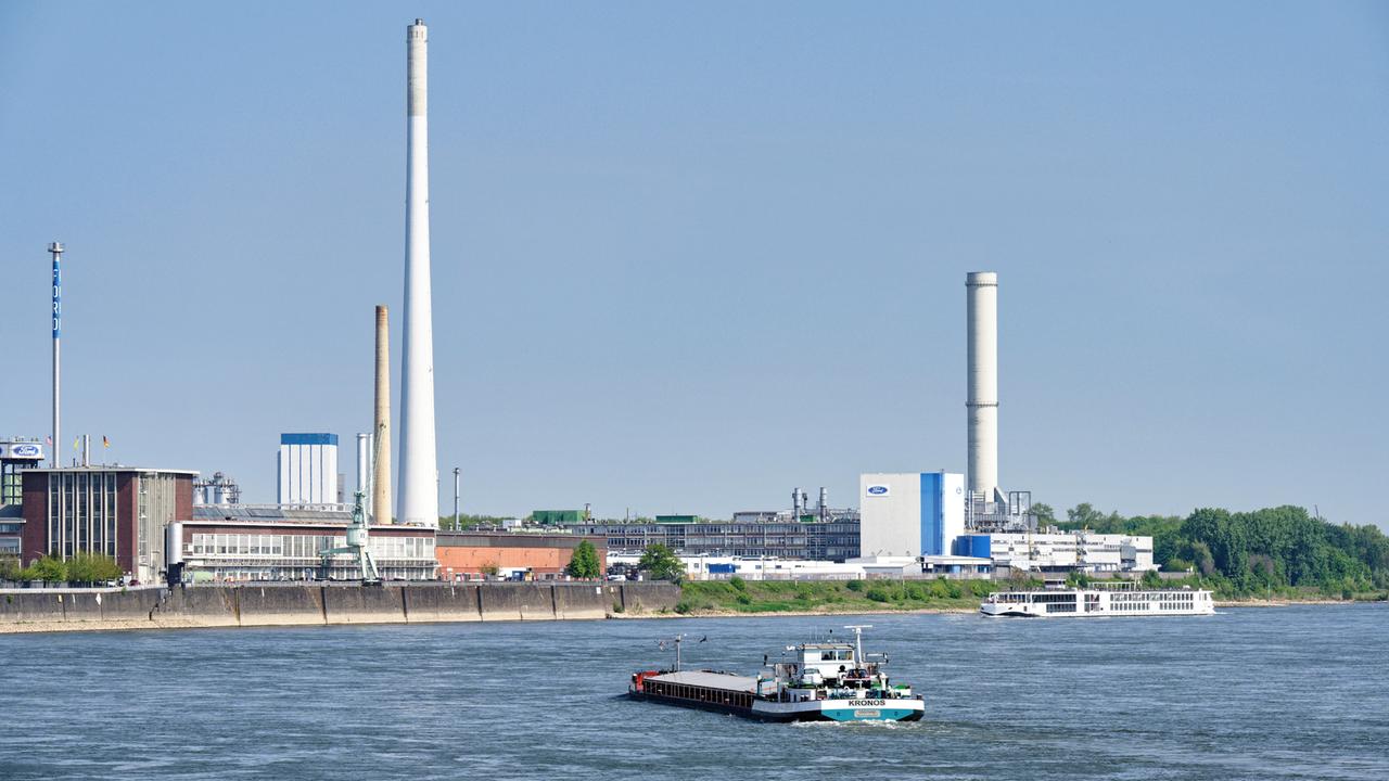 Stammwerk der Ford-Werke GmbH in Köln-Niehl am Rhein