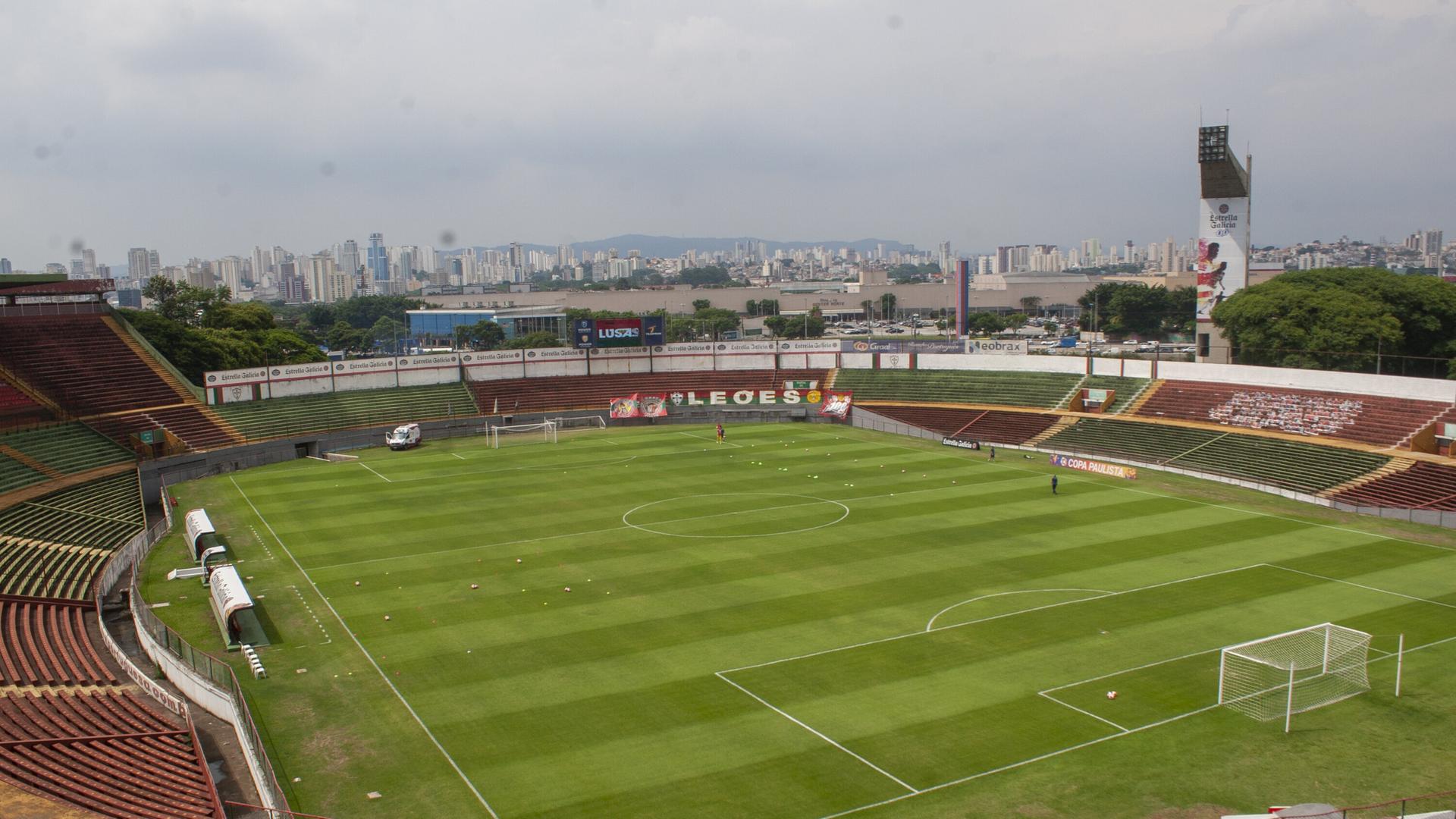 Blick auf den Platz des Stadions "Dr. Oswaldo Teixeira Duarte" in Sao Paulo, wo sich der rassistische Vorfall ereignete.