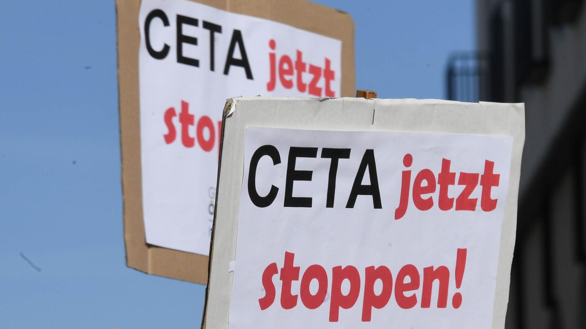 Demo gegen Freihandelsabkommen Ceta