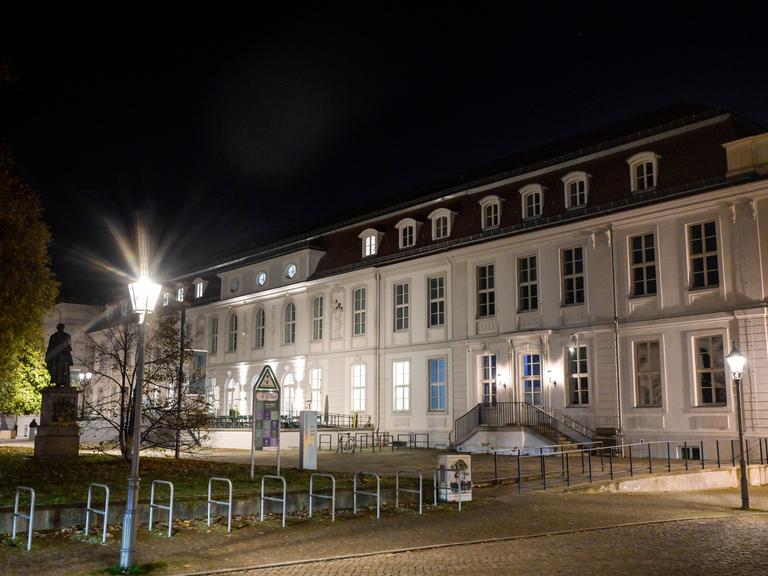 Palais Populaire, Prinzessinnenpalais, Unter den Linden, Bebelplatz, Mitte, Berlin