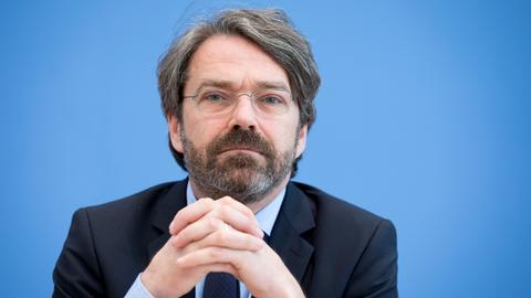 Der Chefkorrespondent des Deutschlandradios Stephan Detjen in der Bundespressekonferenz
