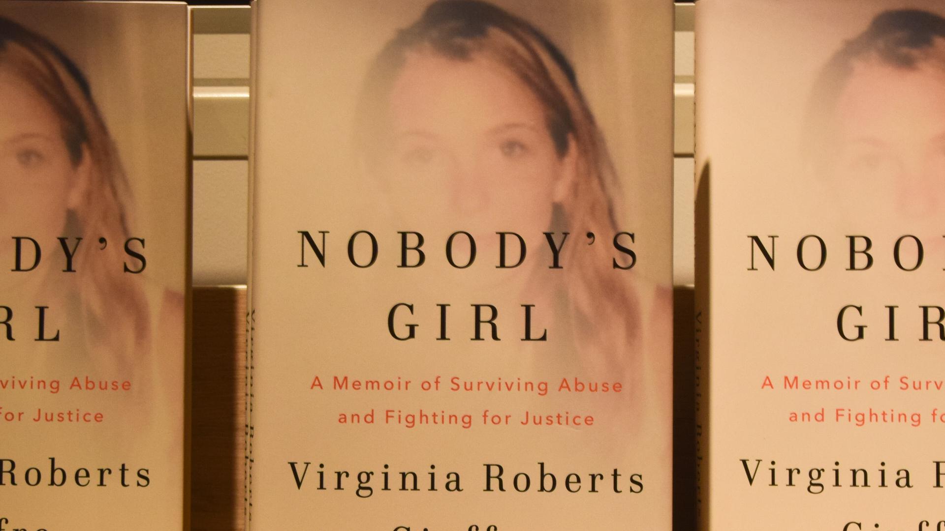 Virginia Giuffres posthume Memoiren "Nobody's Girl" stehen auf einem Verkaufstisch in einer Buchhandlung im Zentrum Londons Virginia Giuffres posthume Memoiren "Nobody's Girl" stehen auf einem Verkaufstisch in einer Buchhandlung im Zentrum Londons