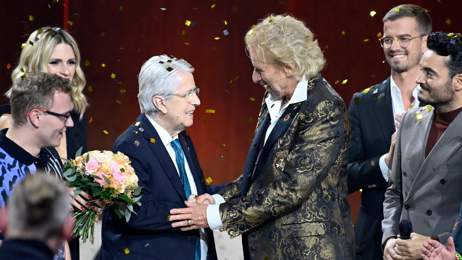 Auftritt von Frank Elstner im Jubiläums-Special von "Wetten, dass..." mit Thomas Gottschalk im ZDF. 
