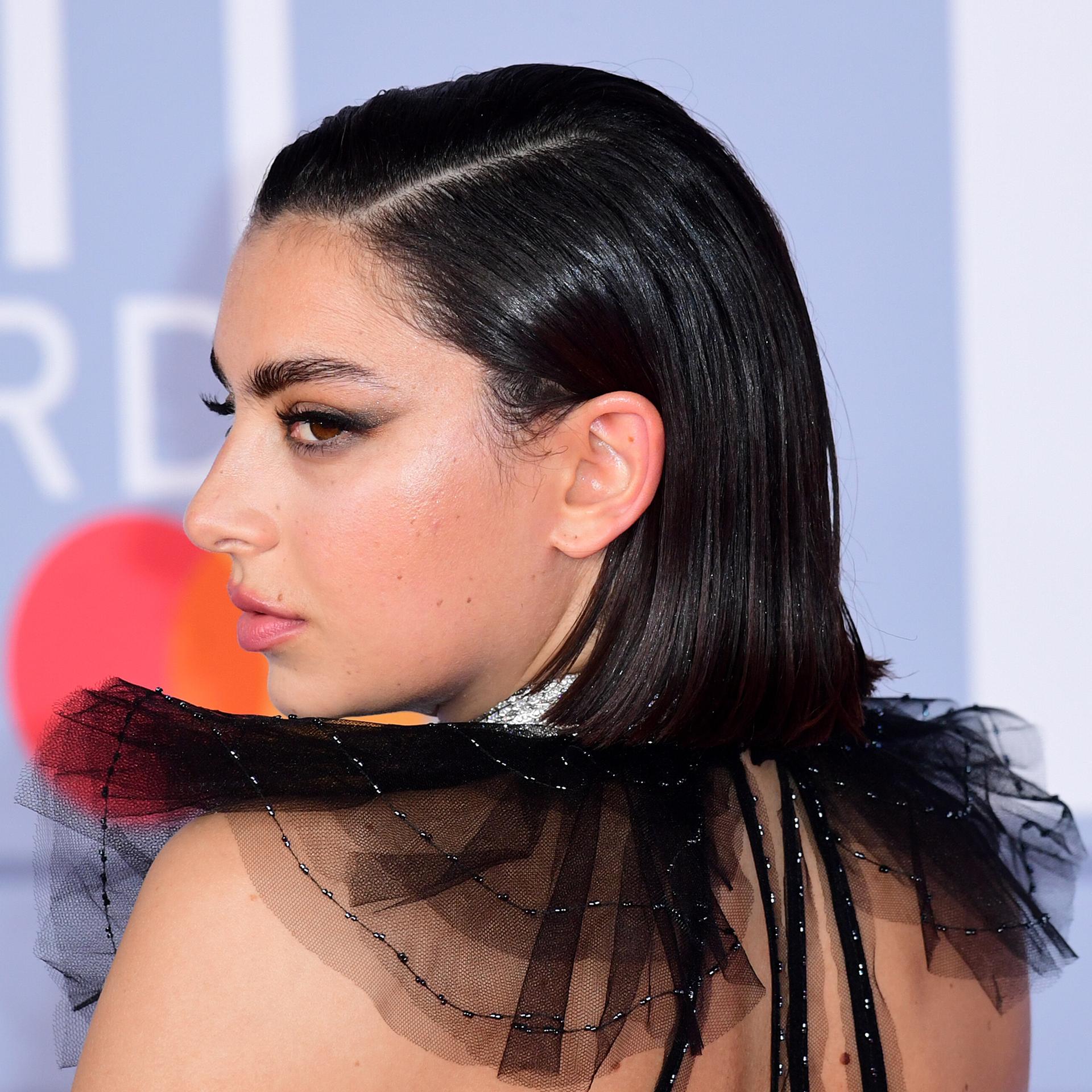 Weibliche Popstars - Wie Taylor Swift und Charli XCX ihren Beef zelebrieren