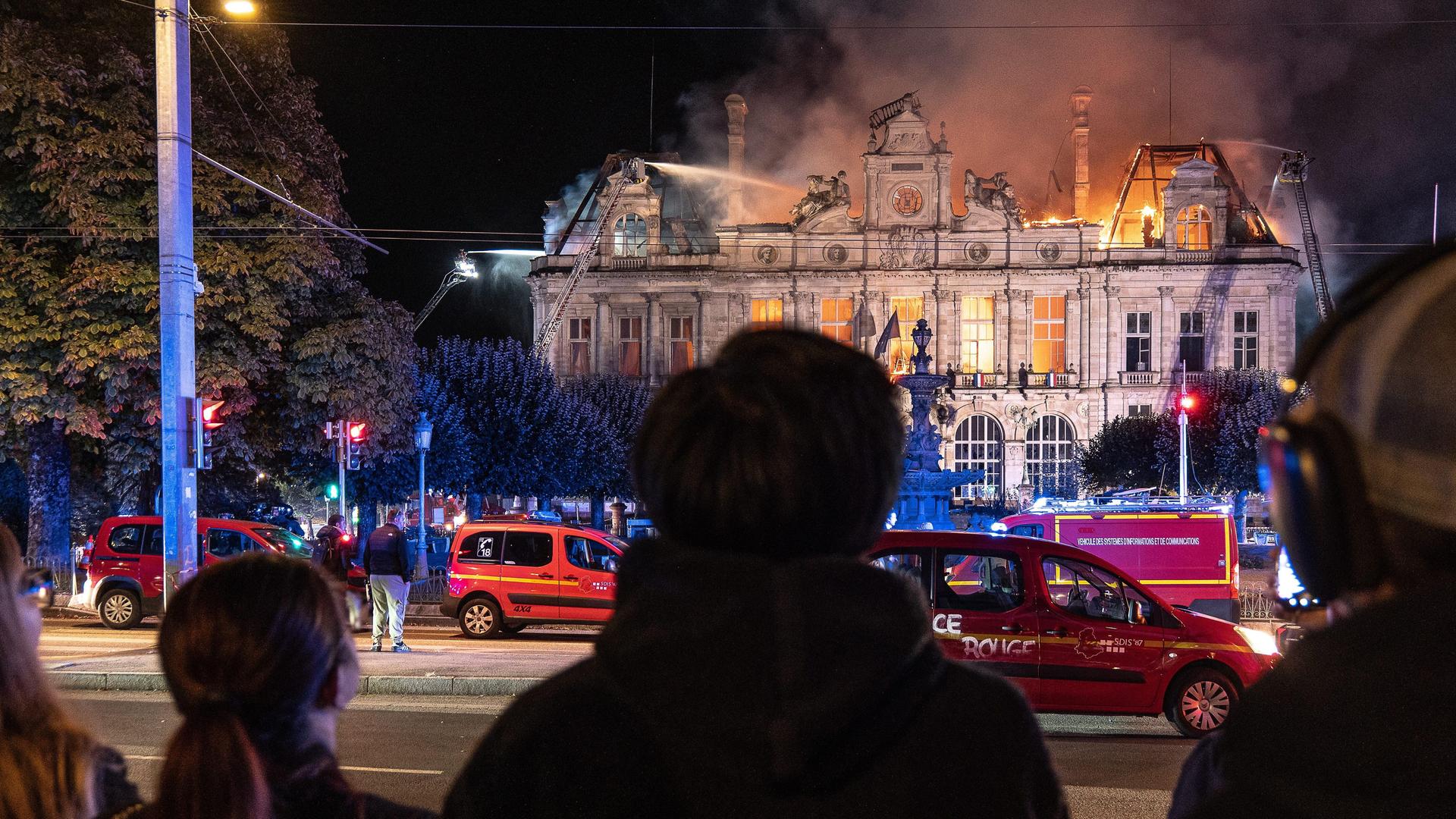 France - New curfews in Paris and Marseilles