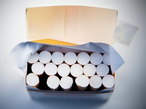 Offene Zigarettenpackung