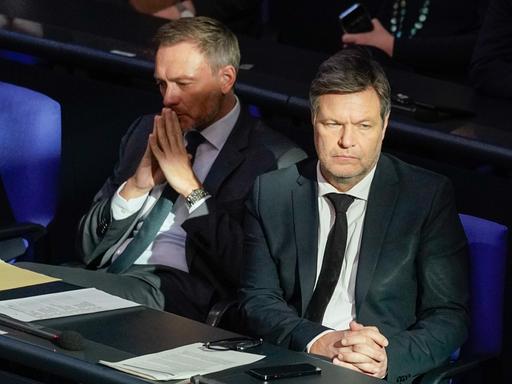 Im Februar 2023 saßen Robert Habeck und Christian Lindner gemeinsam im Bundestag.