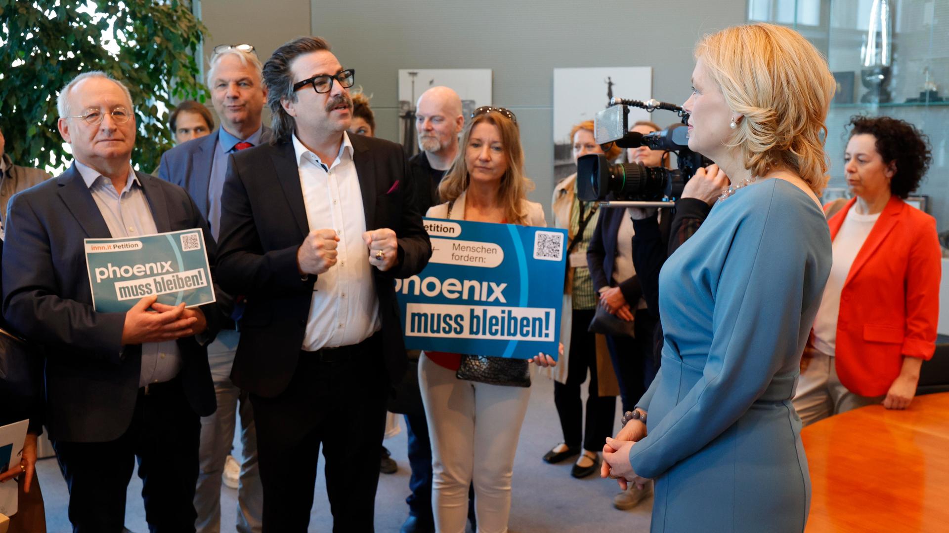 Dem Politiksender Phoenix droht die Abschaltung