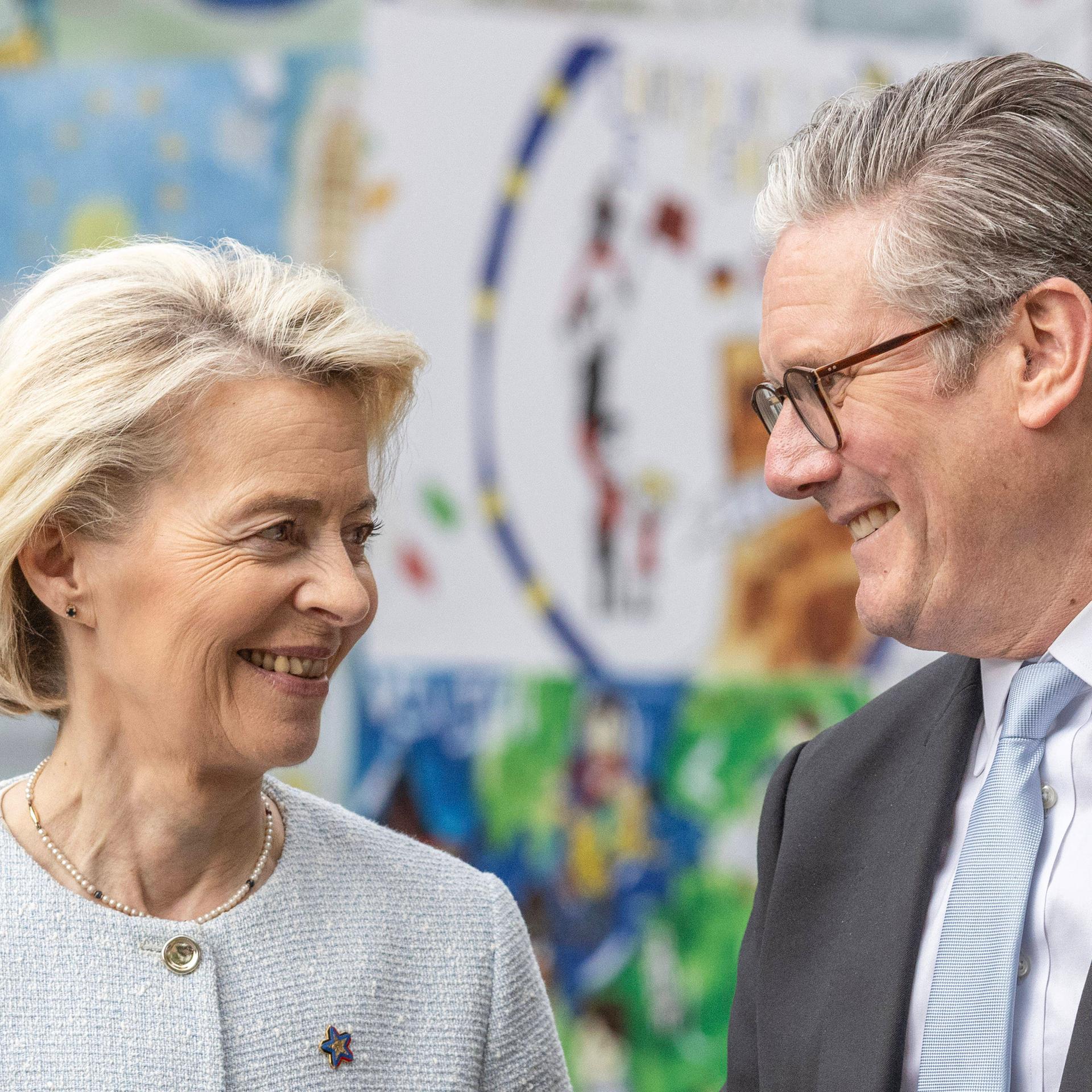 Ursula von der Leyen und Keir Starmer