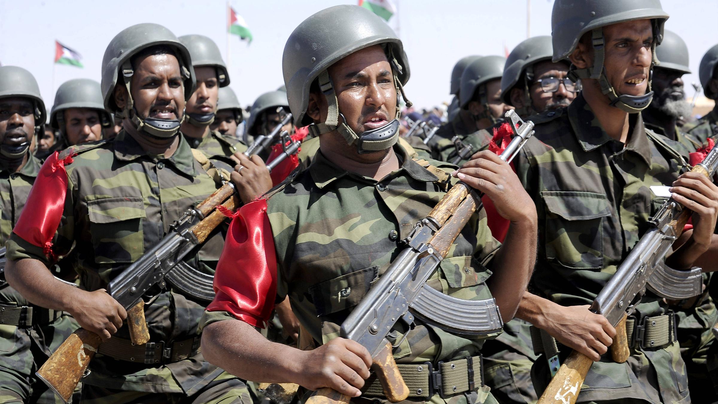 Soldaten während einer Parade in Aousserd in Tindouf südwestlich von Algier, Algerien, 20. Mai 2023. 