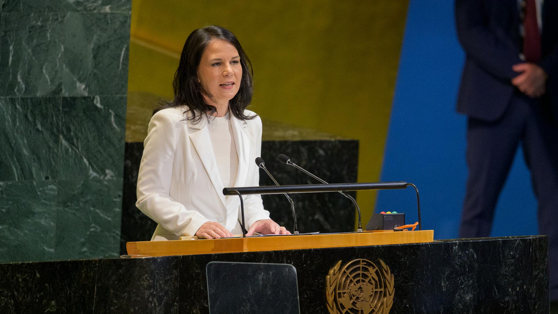 Annalena Baerbock hält eine Rede nach ihrer Wahl zur Präsidentin der bevorstehenden 80. Sitzung der UN-Generalversammlung im UN-Hauptquartier in New York am 2. Juni 2025. Annalena Baerbock hält eine Rede nach ihrer Wahl zur Präsidentin der bevorstehenden 80. Sitzung der UN-Generalversammlung im UN-Hauptquartier in New York am 2. Juni 2025.