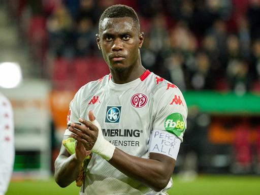 Der Mainzer Spieler Moussa Niakhate 