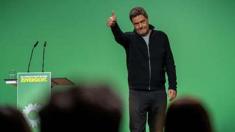 Kanzlerkandidat Robert Habeck beim Parteitag der Grünen in Berlin