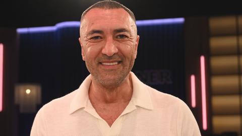 Schauspieler Mehmet Kurtulus zu Gast in der WDR Talkshow Kölner Treff