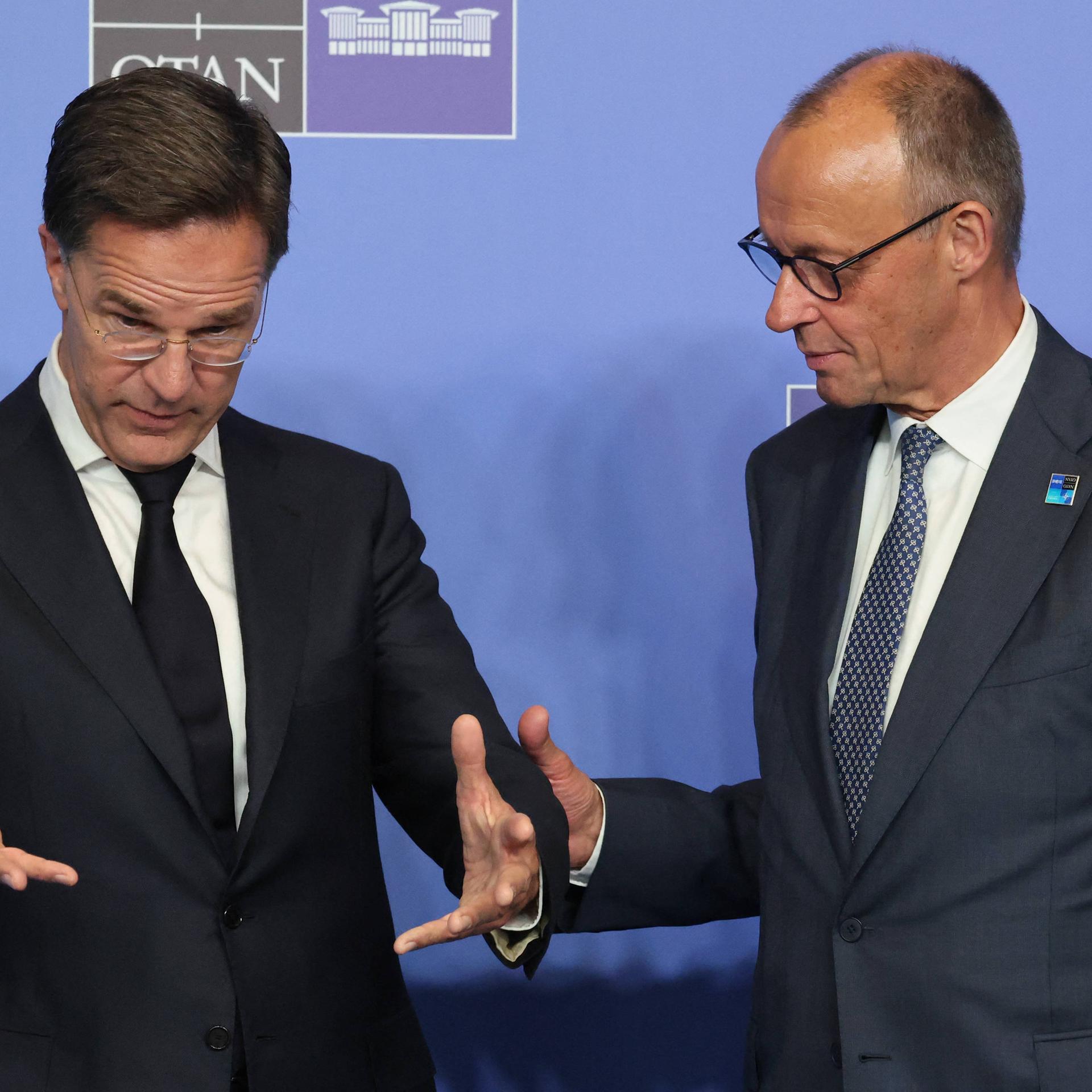 NATO und Waffendeals - Durchbrüche oder Trippelschritte für die Außenpolitik?