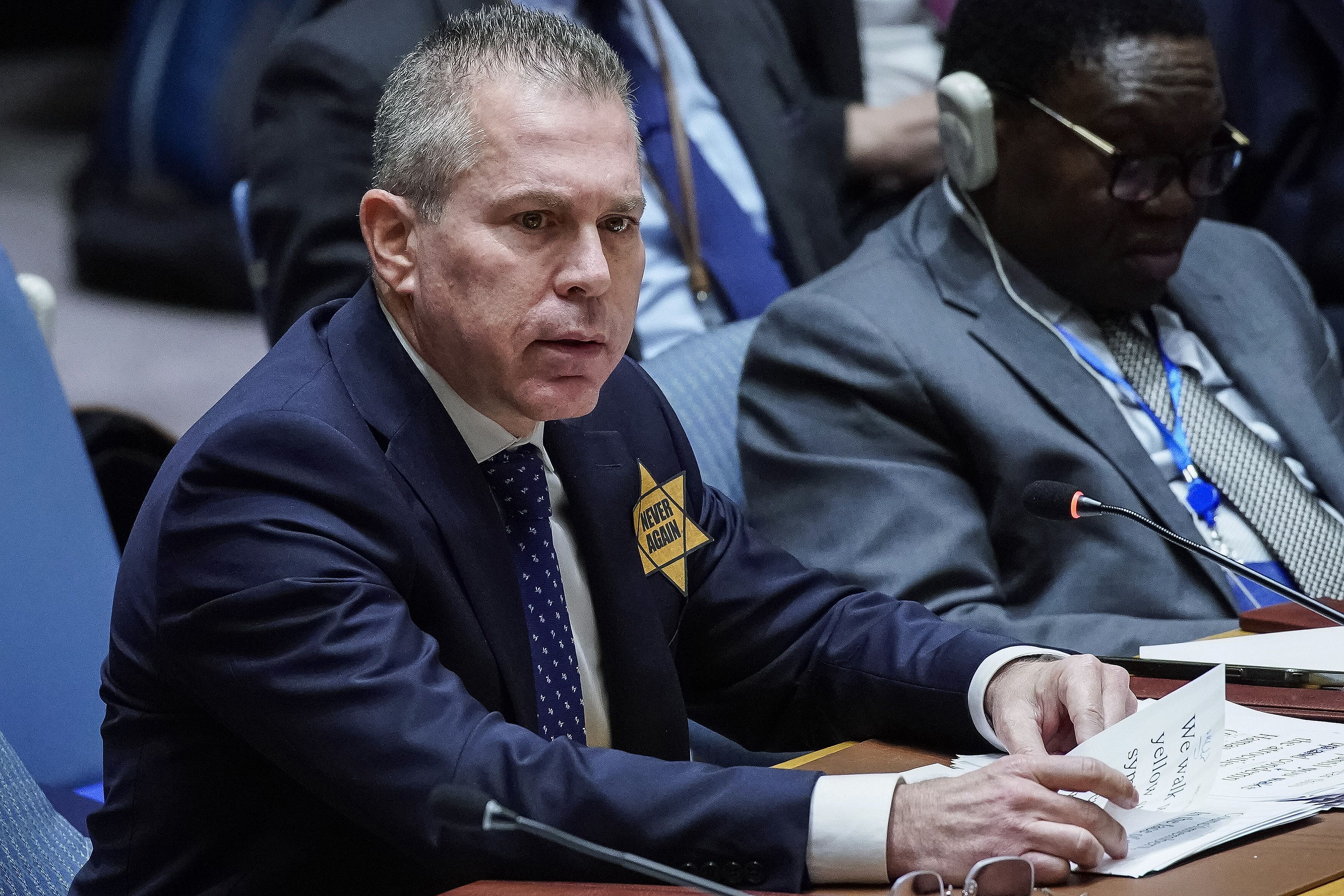 Krieg im Nahen Osten - Yad-Vashem-Direktor kritisiert, dass UNO-Botschafter gelben Davidstern getragen hat