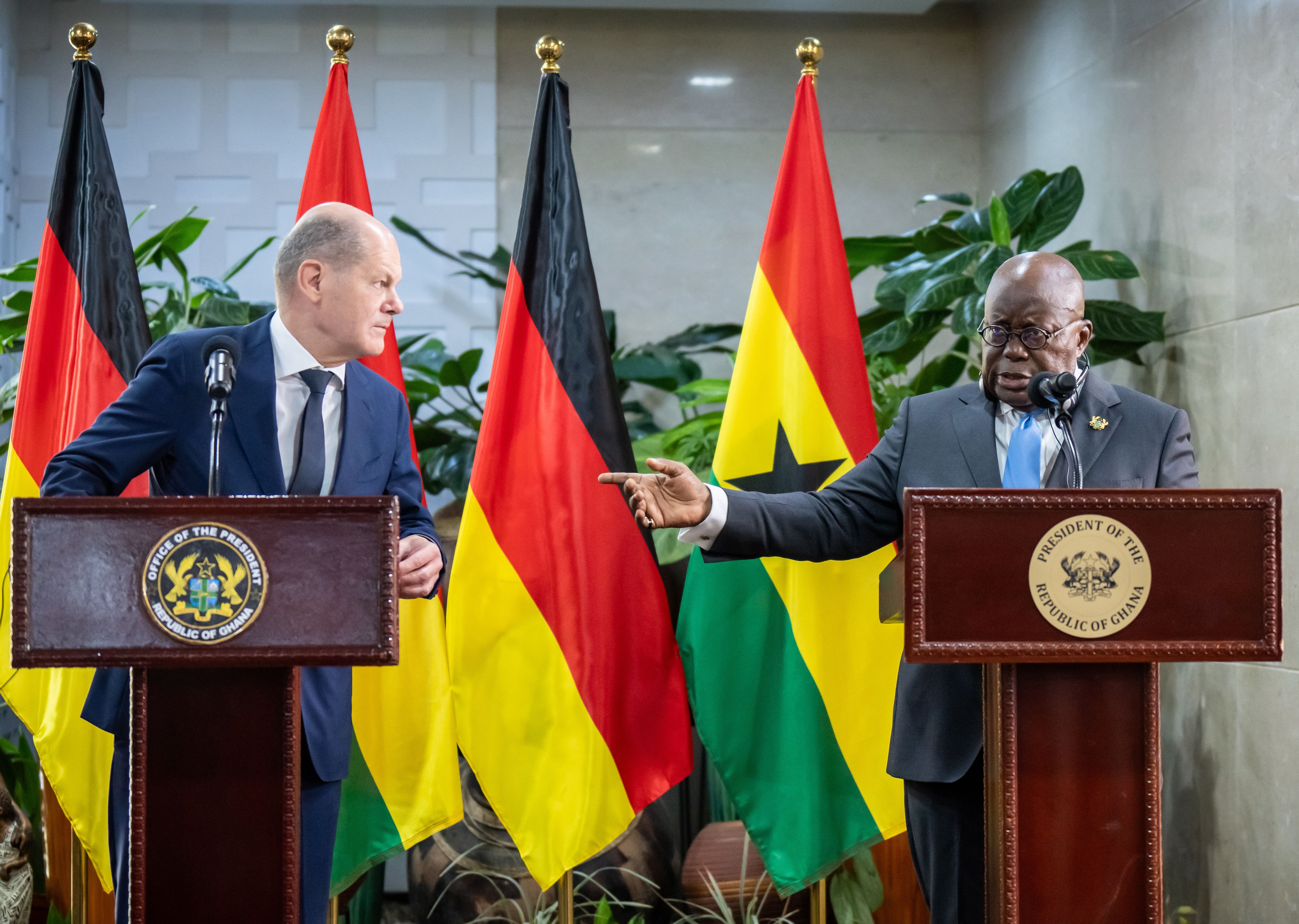 Afrika-Reise des Bundeskanzlers - Ghanas Präsident Akufo-Addo will Deutschlands Unterstützung im Kampf gegen den Terror