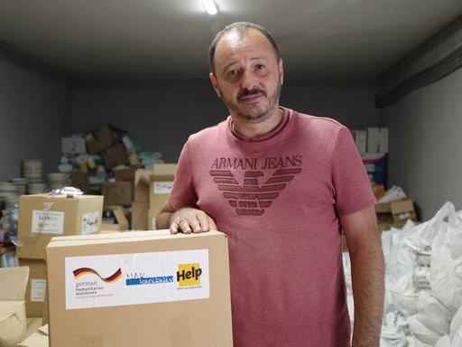 Freiwilliges Engagement im Ukrainekrieg - Ihor Josypenko bringt in Krywyj Rih Flüchtlinge unter und verteilt Spenden