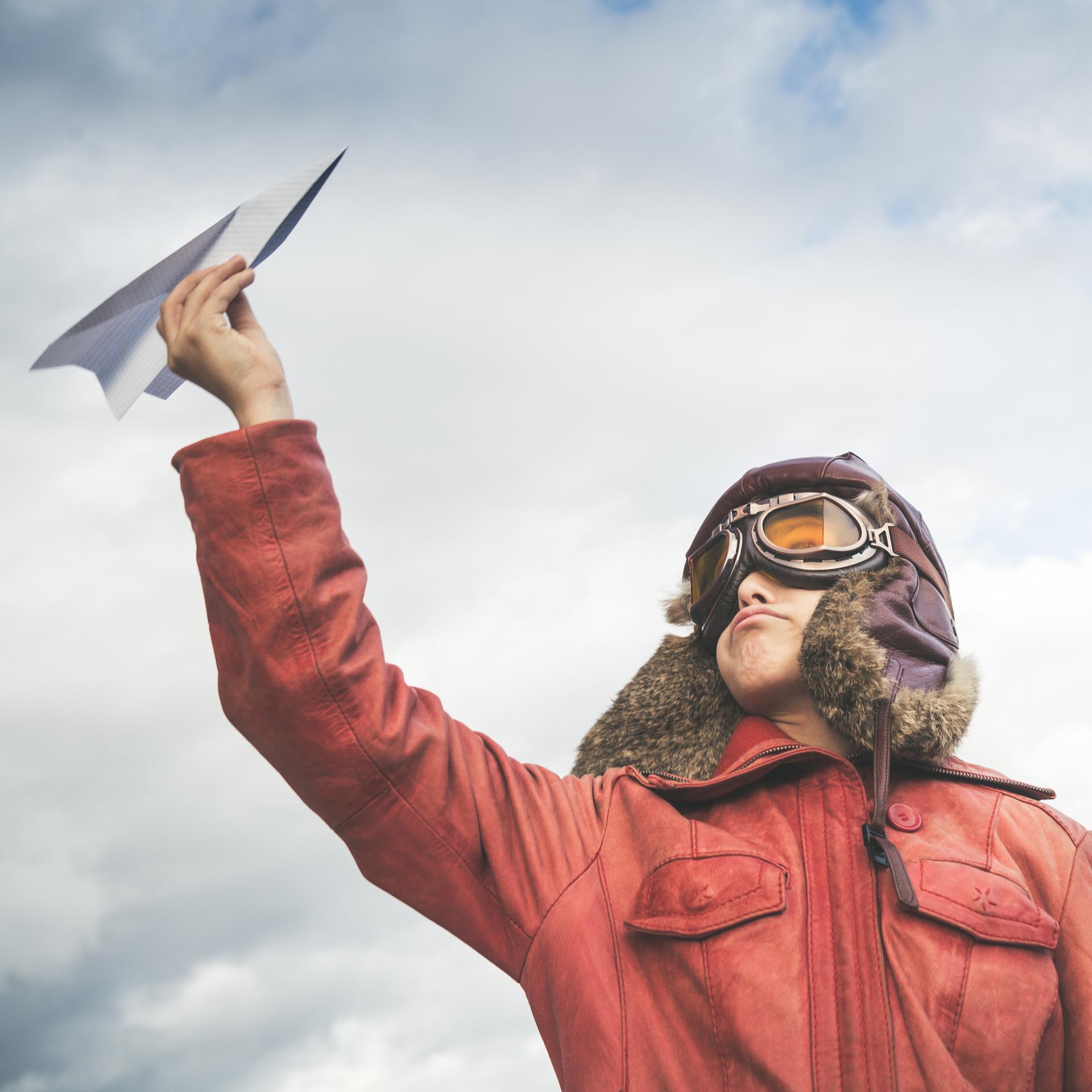 Kinderhörspiel und Geschichten - Papierflieger, die wirklich fliegen