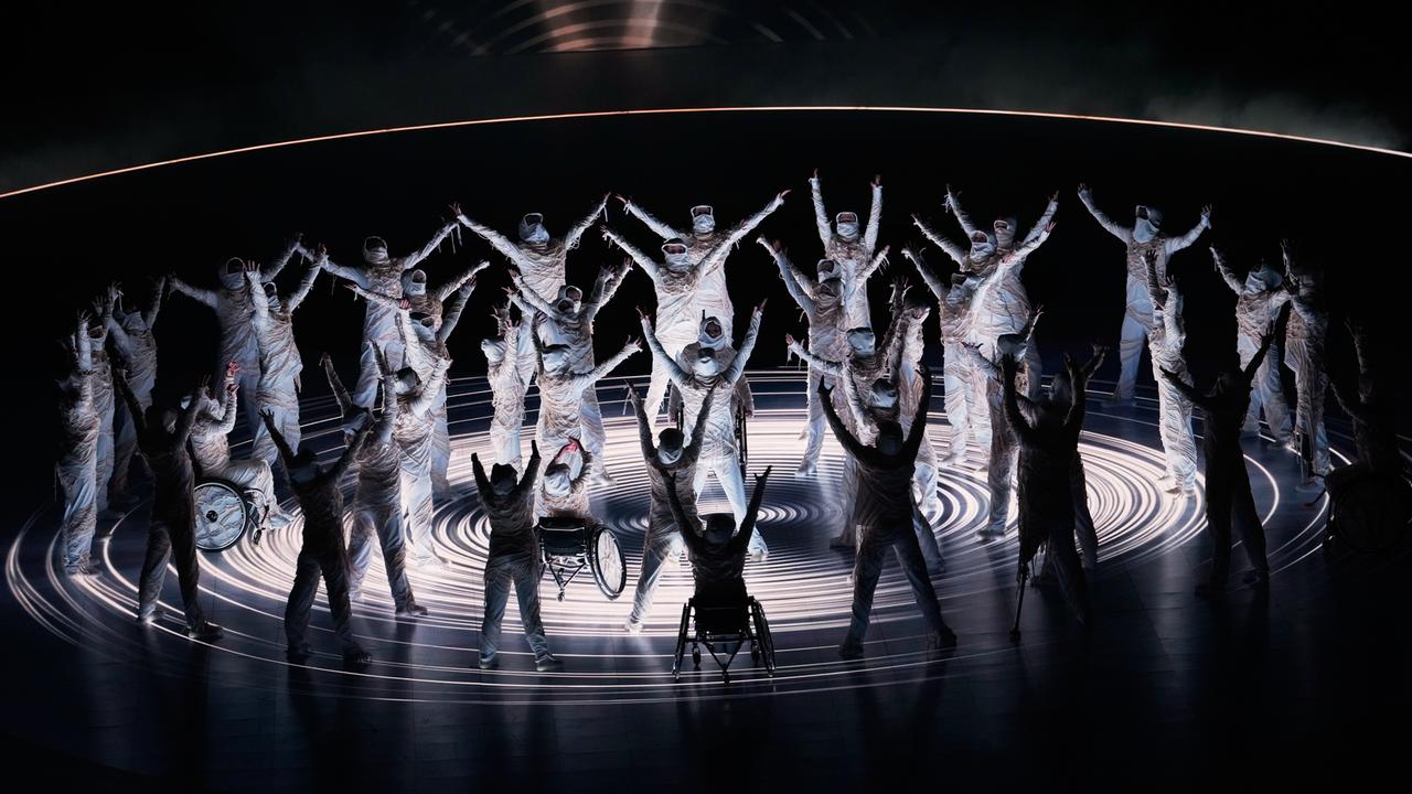 Tänzer bei der Eröffnungsfeier der Paralympischen Spiele in Verona. 